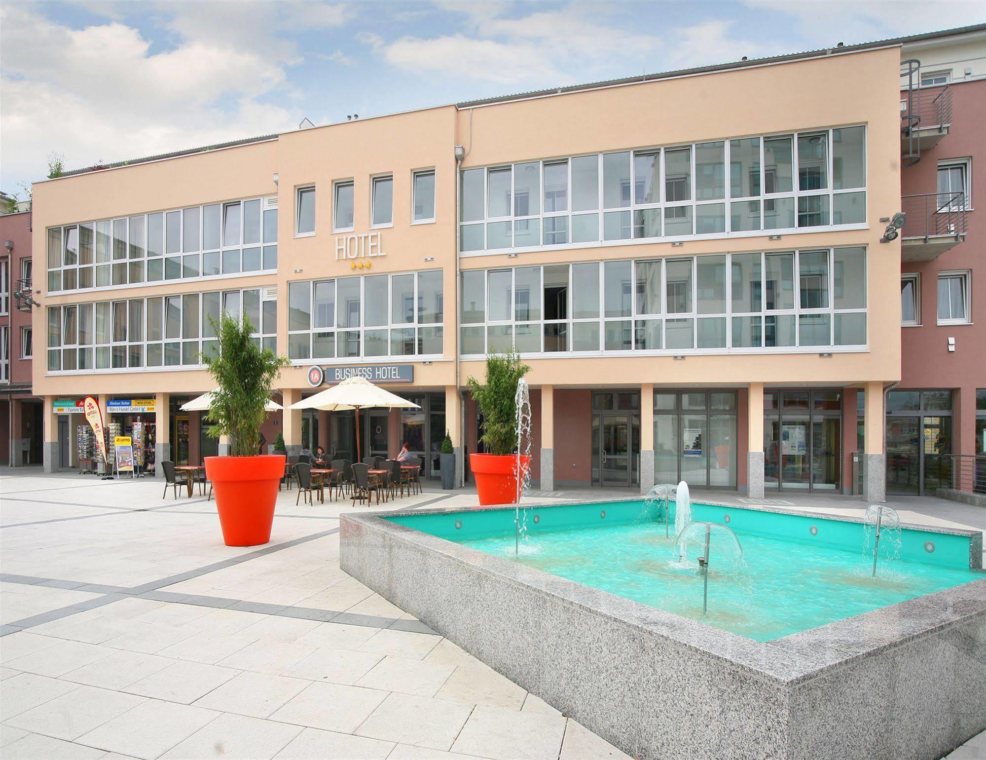 Arthotel Ana Gallery Vaterstetten Eksteriør billede